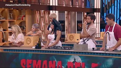 MasterChef Celebrity Argentina 2025-26: qué pasó ayer 10 de febrero, quiénes subieron al balcón y quiénes recibieron el delantal gris. MasterChef Celebrity Argentina 2025-26: qué pasó ayer 10 de febrero, quiénes subieron al balcón y quiénes recibieron el delantal gris.