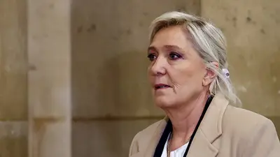Le Pen no tenía intención de cometer delitos, dicen abogados Le Pen no tenía intención de cometer delitos, dicen abogados