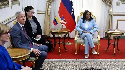 Secretario energía EEUU llega a Venezuela con una tarea hercúlea: la recuperación petrolera Secretario energía EEUU llega a Venezuela con una tarea hercúlea: la recuperación petrolera