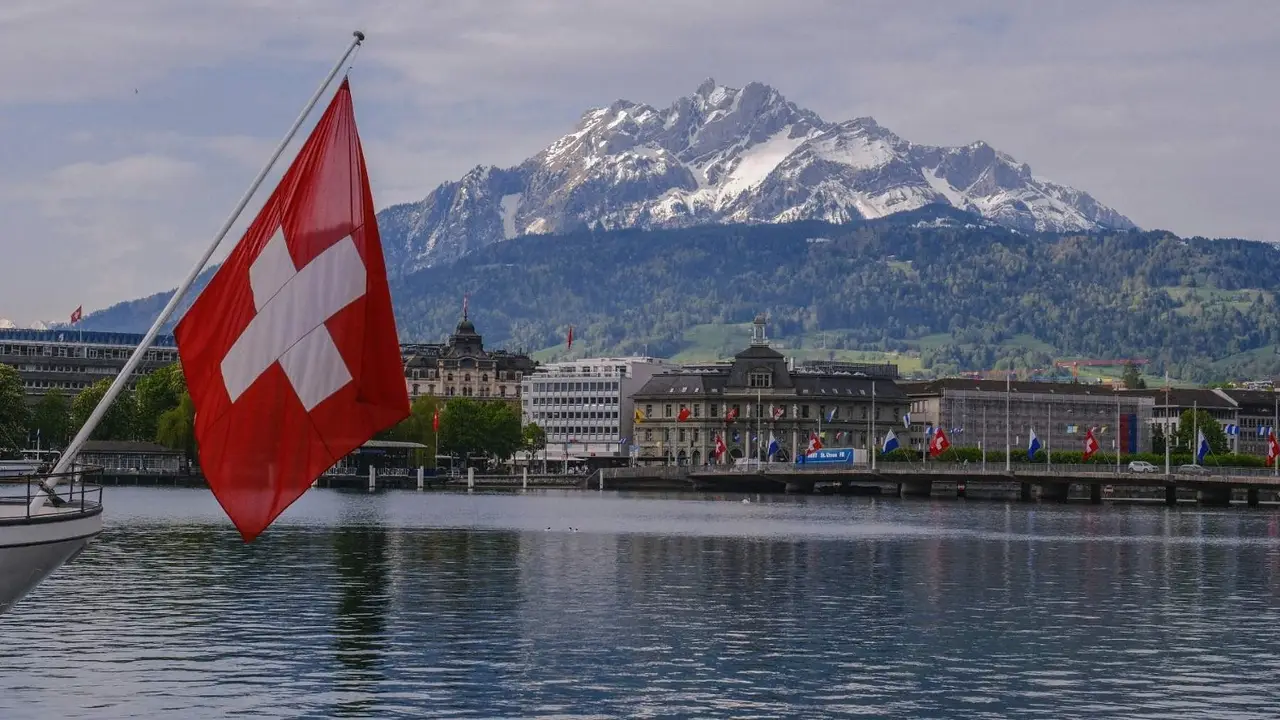 Suiza votará en referéndum un duro plan anti-inmigrantes para ponerle un límite a su población