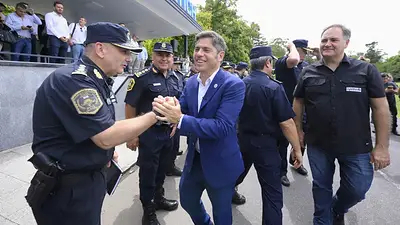 Mientras Milei baja la edad de imputabilidad, Kicillof abre programas para prevenir el delito juvenil Mientras Milei baja la edad de imputabilidad, Kicillof abre programas para prevenir el delito juvenil
