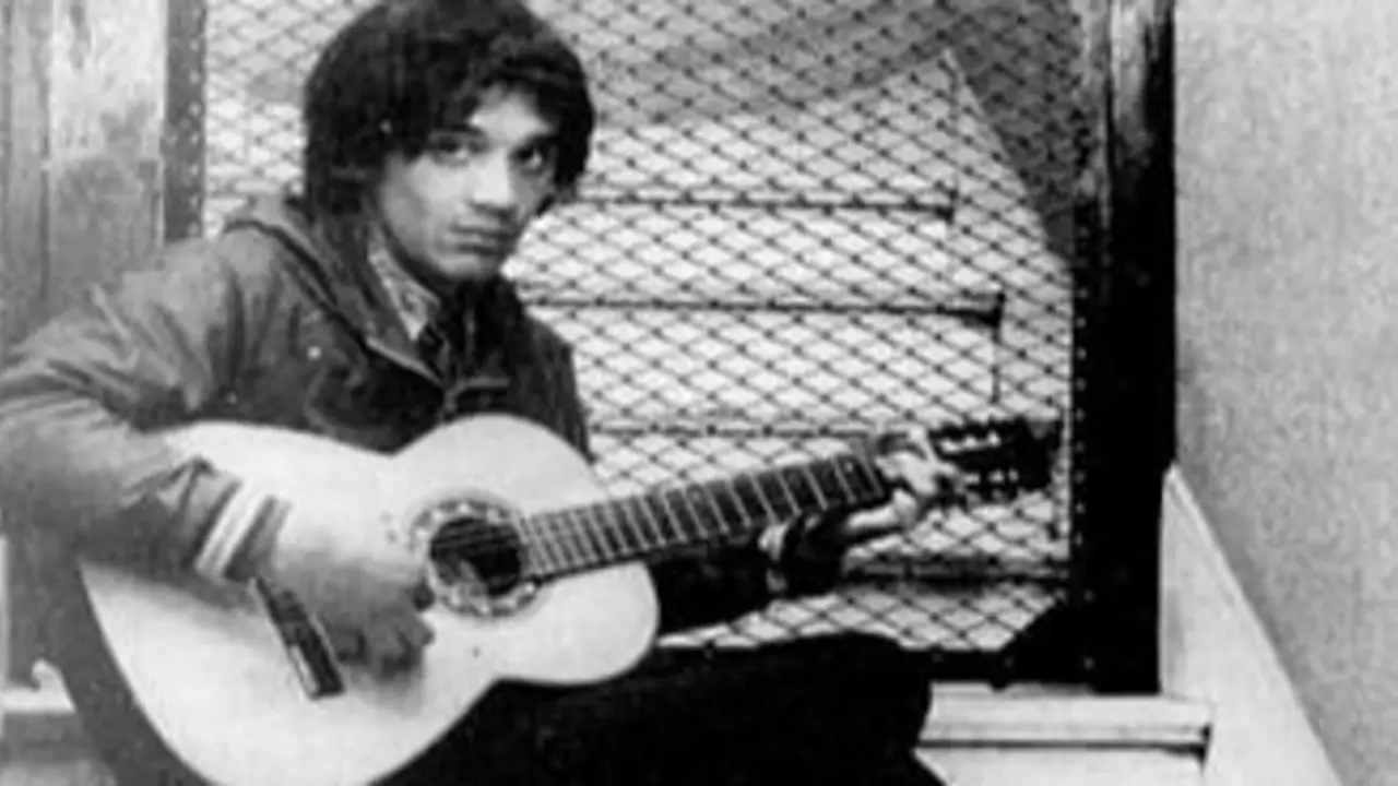 Un recorrido a la vida de Tanguito, un pionero del rock argentino