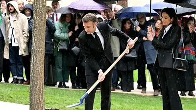 Macron pide medidas más contundentes contra el antisemitismo en Francia Macron pide medidas más contundentes contra el antisemitismo en Francia
