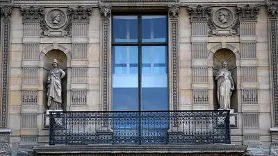 La galería Denon del Museo del Louvre sufre daños por fuga de agua, la Mona Lisa no fue afectada La galería Denon del Museo del Louvre sufre daños por fuga de agua, la Mona Lisa no fue afectada