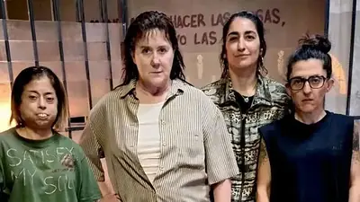 En el barro. En el barro.
