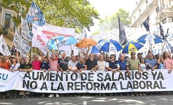 Gremios anunciaron paro y movilización contra la reforma laboral: "Avasallamiento" | Reforma laboral 