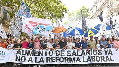 Gremios "duros" de la CGT y CTA garantizaron que cumplirán con el paro y marcha del jueves Gremios "duros" de la CGT y CTA garantizaron que cumplirán con el paro y marcha del jueves