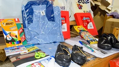 Vuelta a clases: el Gobierno de Formosa prepara los kits escolares para distribuir en toda la provincia Vuelta a clases: el Gobierno de Formosa prepara los kits escolares para distribuir en toda la provincia