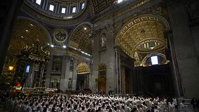 La basílica de San Pedro reforzará la seguridad, pero evitará la "militarización" La basílica de San Pedro reforzará la seguridad, pero evitará la "militarización"
