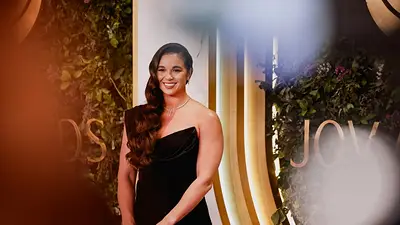 Ronda Rousey regresa a la MMA después de una década para enfrentarse a Gina Carano Ronda Rousey regresa a la MMA después de una década para enfrentarse a Gina Carano