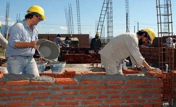 Corrientes: la construcción acumula cuatro meses de caída del empleo en la provincia | Crisis económica