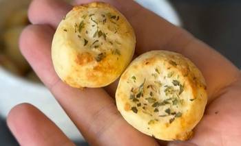 Solo 3 ingredientes: receta de bizcochitos de queso caseros | Recetas de cocina