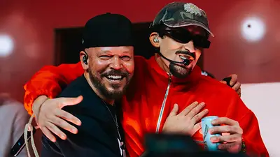 René y Bad Bunny. René y Bad Bunny.