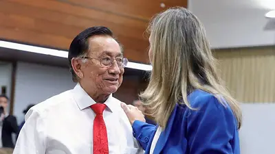 José Balcázar, nuevo presidente interino de Perú, debe conducir al país hacia las elecciones José Balcázar, nuevo presidente interino de Perú, debe conducir al país hacia las elecciones