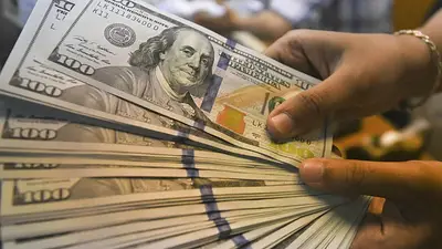 Se profundiza el atraso cambiario y la compra de dólares volvió a dispararse en abril Se profundiza el atraso cambiario y la compra de dólares volvió a dispararse en abril