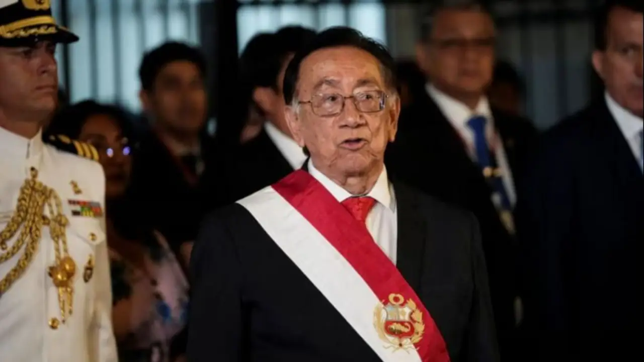 Perú tiene nuevo presidente: el Congreso eligió a José Balcázar para reemplazar a Jerí