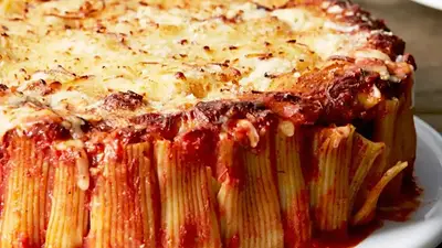 Cómo es la receta del pastel de fideos. Cómo es la receta del pastel de fideos.