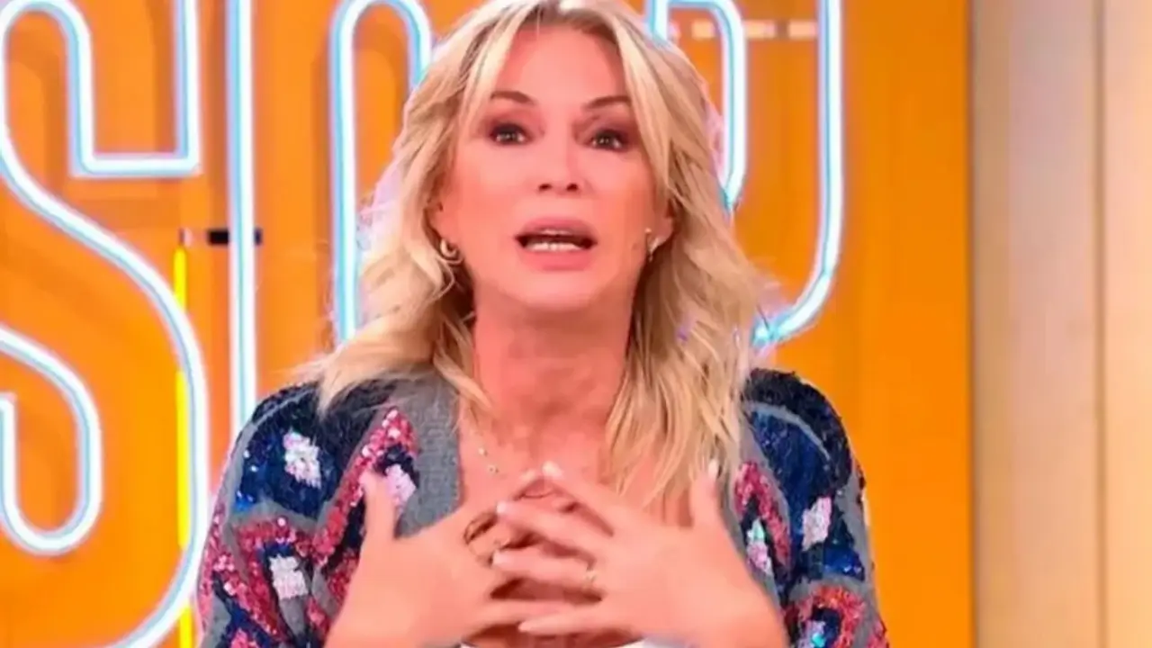 Yanina Latorre sacó del aire a panelista que le arruinó un enigmático.