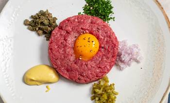 Tartar de ternera casero: el paso a paso para hacerlo en casa | Recetas de cocina