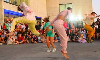 Laura Azcurra, Natalia Cociuffo y murgas para cerrar febrero en el Auditorium | Agenda cultural