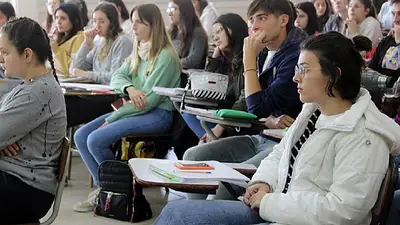Estudiantes Estudiantes