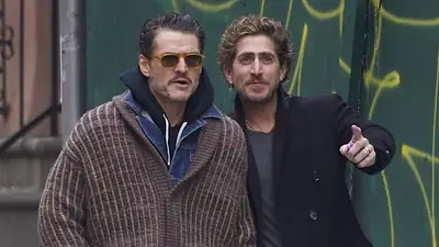 Pedro Pascal. Rafael Olarra. Pedro Pascal. Rafael Olarra.