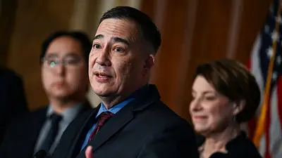 Los demócratas del Senado critican a Trump por no usar sanciones para presionar a Rusia Los demócratas del Senado critican a Trump por no usar sanciones para presionar a Rusia