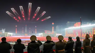 Kim Jong-un promete ampliar el arsenal nuclear y condiciona el diálogo con EEUU Kim Jong-un promete ampliar el arsenal nuclear y condiciona el diálogo con EEUU