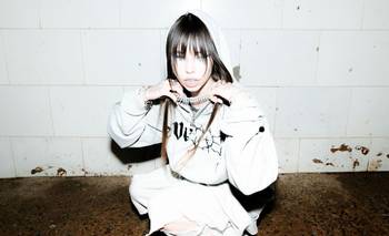 En plena era digital, Saramalacara vuelve a Facebook para lanzar su disco | Música