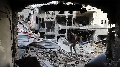 Ataque israelí deja tres muertos en Gaza mientras tregua tambalea Ataque israelí deja tres muertos en Gaza mientras tregua tambalea