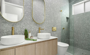 Sin entrar en obra ni gastar un dineral: la nueva tendencia para remodelar baños | Tendencias