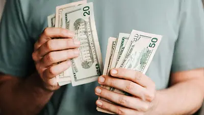 Dólar Dólar