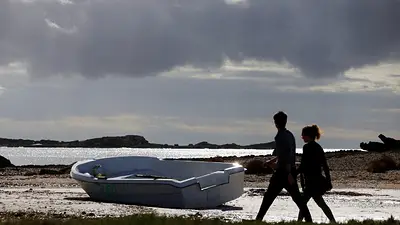España y Frontex buscan un barco con migrantes que se dirigía a las Islas Baleares España y Frontex buscan un barco con migrantes que se dirigía a las Islas Baleares