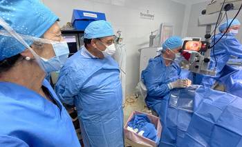 Maratón de cirugías de cataratas para devolver la visión a personas sin cobertura | Salud