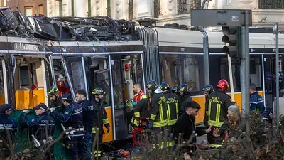 Tragedia en Milán: dos muertos y decenas de heridos por un tranvía que descarriló Tragedia en Milán: dos muertos y decenas de heridos por un tranvía que descarriló