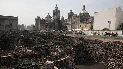 Nuevo hallazgo en Templo Mayor de capital mexicana revela ceremonia "colosal" prehispánica Nuevo hallazgo en Templo Mayor de capital mexicana revela ceremonia "colosal" prehispánica