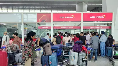 Las aerolíneas cancelan vuelos tras los ataques de EEUU e Israel contra Irán Las aerolíneas cancelan vuelos tras los ataques de EEUU e Israel contra Irán