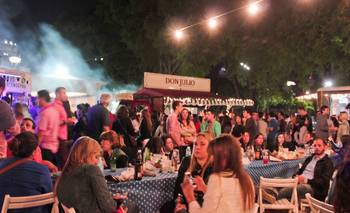 Feria gastronómica y foodtrucks hasta la media noche: en CABA este sábado | Gastronomía