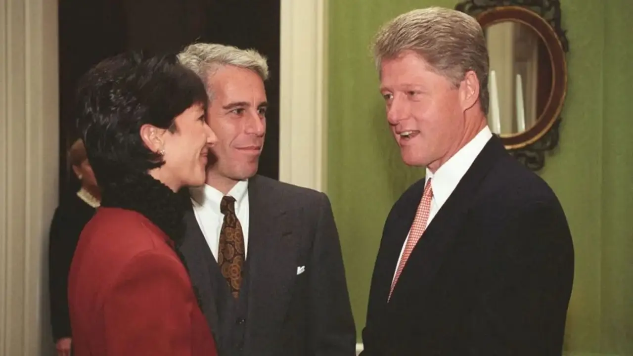Bill Clinton declaró "no tener conocimiento" sobre los delitos de Jeffrey Epstein en "el tiempo" que mantuvieron contacto