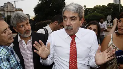 Lorenzetti "sabrá lo que tiene que decir", advirtió Aníbal antes de la apertura del año judicial Lorenzetti "sabrá lo que tiene que decir", advirtió Aníbal antes de la apertura del año judicial