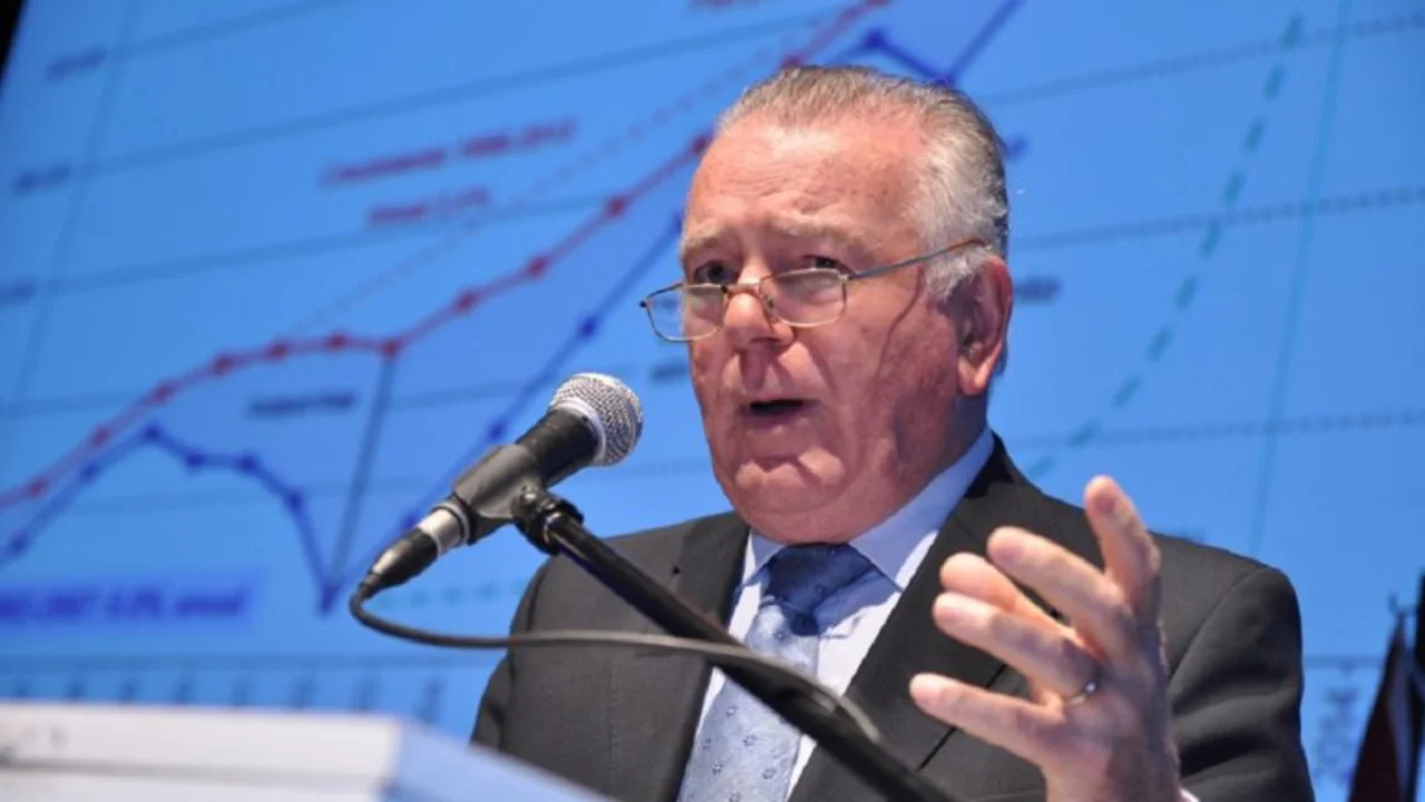 Ferreres: "Hay que arreglar con los holdouts, volver al mercado y terminar el año con tranquilidad"