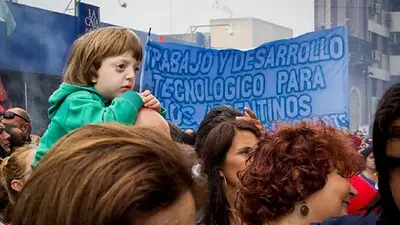 El "niño Néstor", furor en las redes sociales El "niño Néstor", furor en las redes sociales