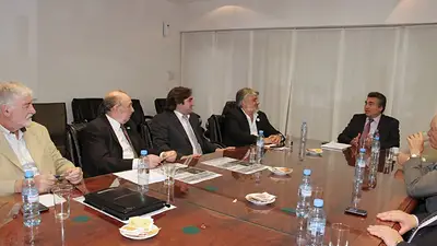 El titular del BCRA se reúne con pymes y bancos para evaluar financiamientos El titular del BCRA se reúne con pymes y bancos para evaluar financiamientos