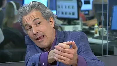 Ivo Cutzarida será candidato a jefe de Gobierno y su slogan será "Corta la bocha" Ivo Cutzarida será candidato a jefe de Gobierno y su slogan será "Corta la bocha"