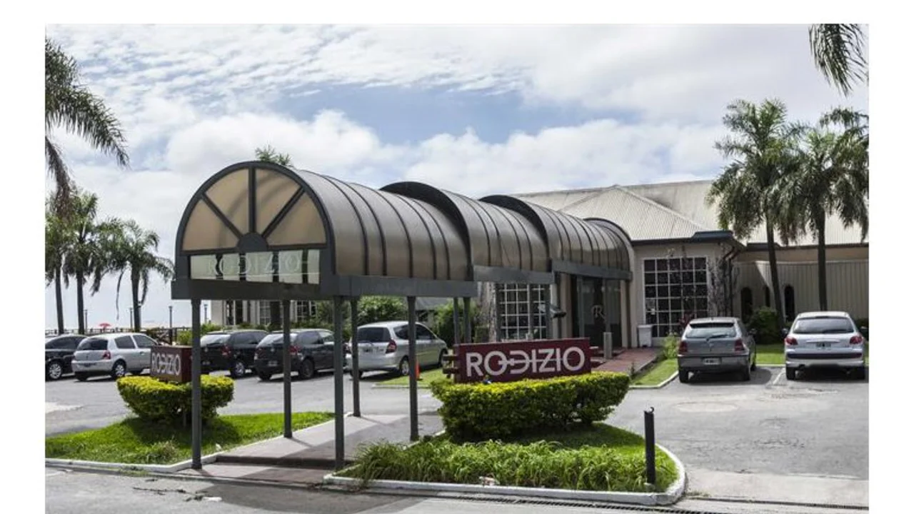 Cuestionan la licitación de restaurantes y boliches bailables en Costanera Norte