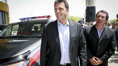 Elecciones 2015: Massa dijo que "tienen más derecho los chorros que la gente" Elecciones 2015: Massa dijo que "tienen más derecho los chorros que la gente"