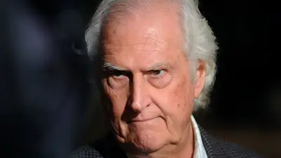 "Macri, Sanz y Carrió van a privatizar el país entero", dice Pino "Macri, Sanz y Carrió van a privatizar el país entero", dice Pino