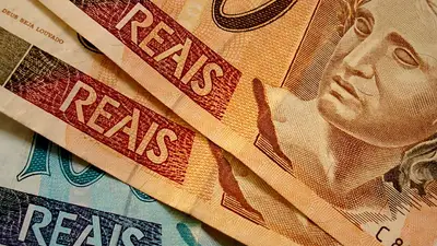 Caen las monedas de la región ante cuenta regresiva para "despegue" de tasas en EEUU Caen las monedas de la región ante cuenta regresiva para "despegue" de tasas en EEUU