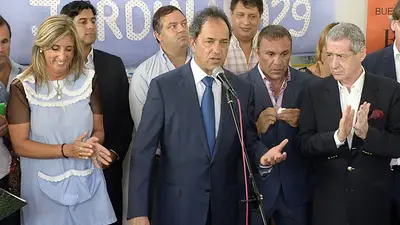 Elecciones 2015: Scioli pidió unión a los candidatos del kirchnerismo Elecciones 2015: Scioli pidió unión a los candidatos del kirchnerismo
