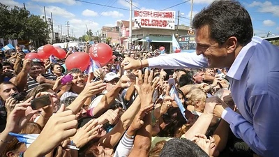Guerra de encuestas: el massismo insiste en que está "primero" y criticó el acuerdo UCR-PRO Guerra de encuestas: el massismo insiste en que está "primero" y criticó el acuerdo UCR-PRO